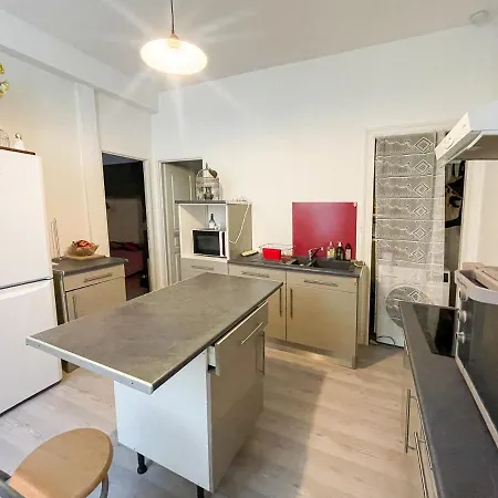 Rue Limogeanne Apartament